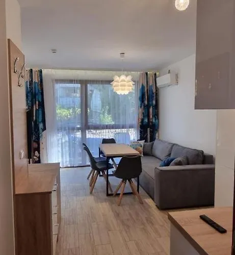 Апартамент Cascadas Family Слънчев бряг