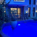 Cascadas Family Apartment