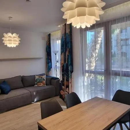 Cascadas Family * ساني بيتش